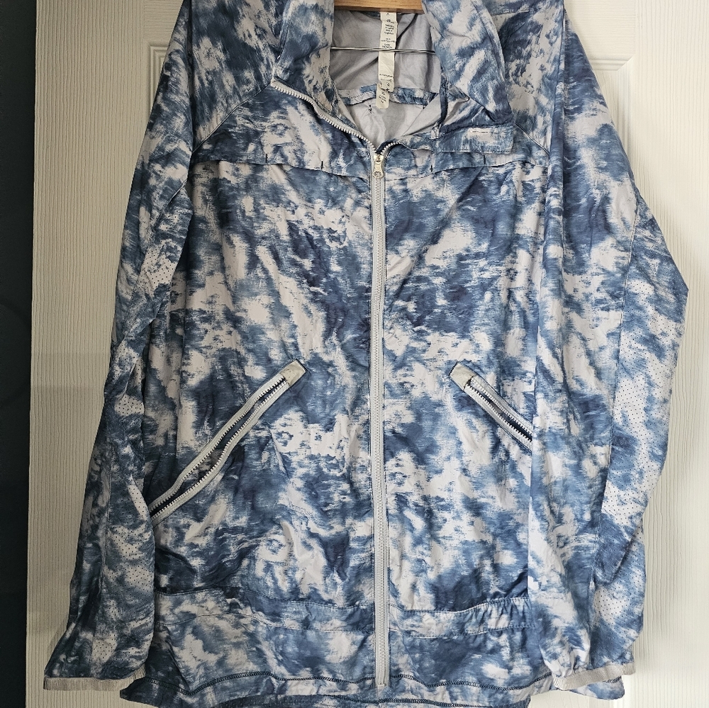 Lululemon Windbreaker